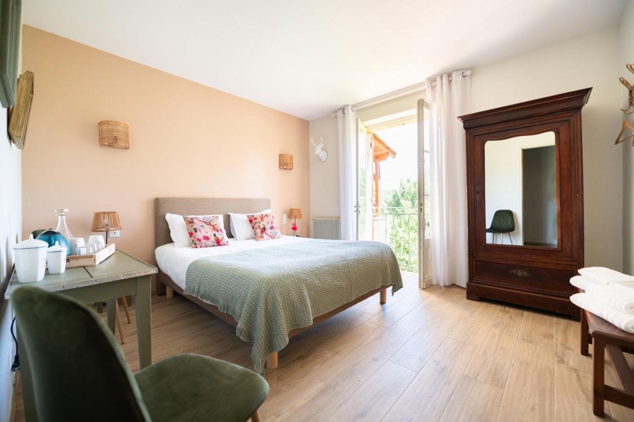 Le Clos Versailles Beynac Extérieur photo